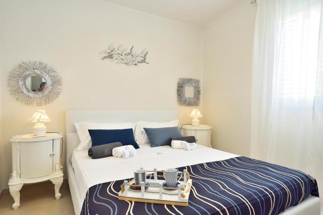 Ferienwohnung Casa Con Accesso Al Mare Santa Maria Del Focallo Exterior foto