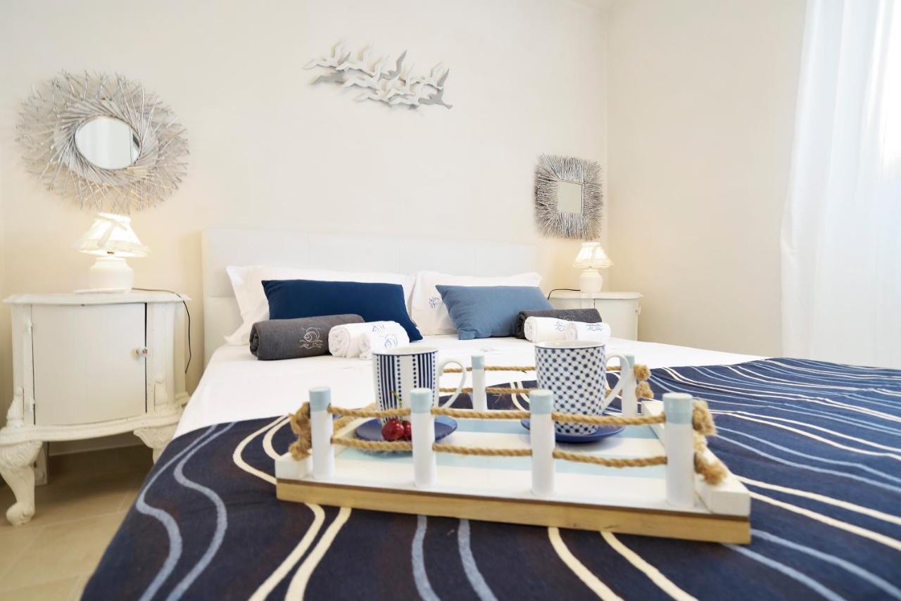 Ferienwohnung Casa Con Accesso Al Mare Santa Maria Del Focallo Exterior foto