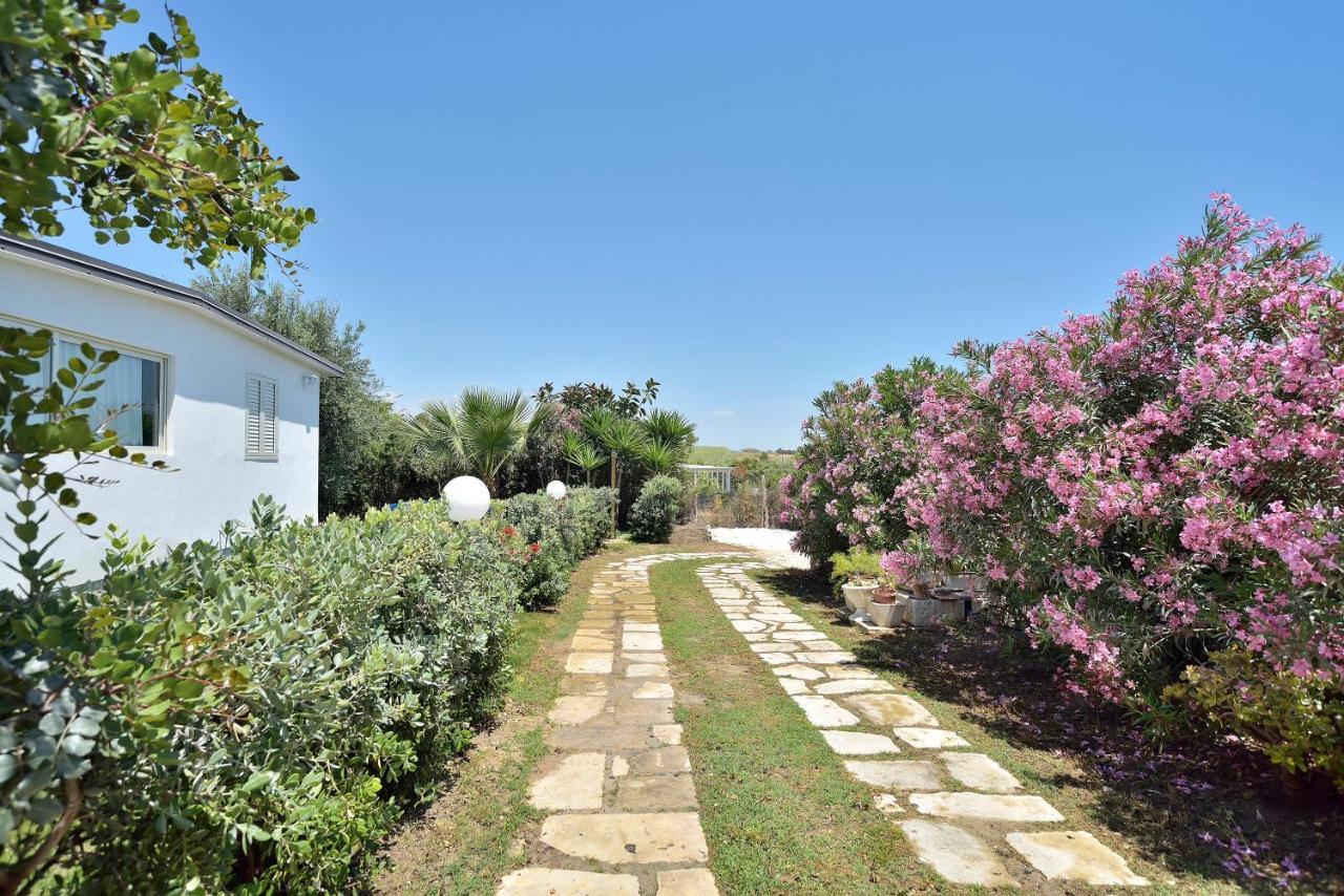 Ferienwohnung Casa Con Accesso Al Mare Santa Maria Del Focallo Exterior foto